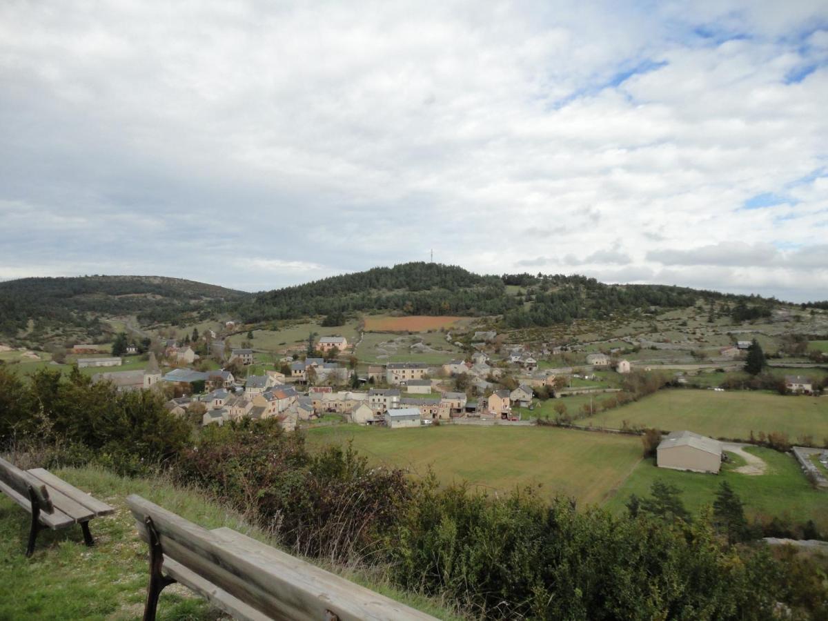 Gite Clevacances Laval-du-Tarn Εξωτερικό φωτογραφία